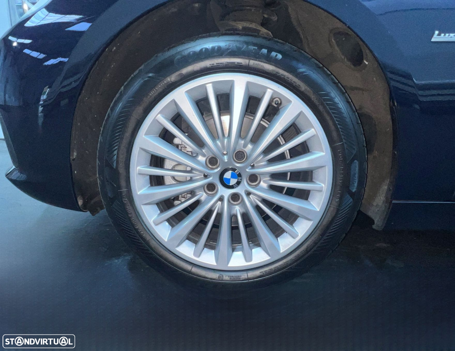 BMW 216 Active Tourer d Line Luxury - 16