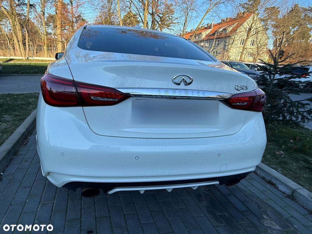 Infiniti Q50 - 8