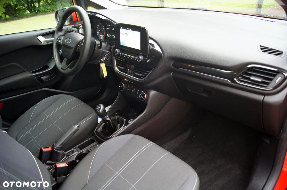 Ford Fiesta 1.1 S&S TREND - 24