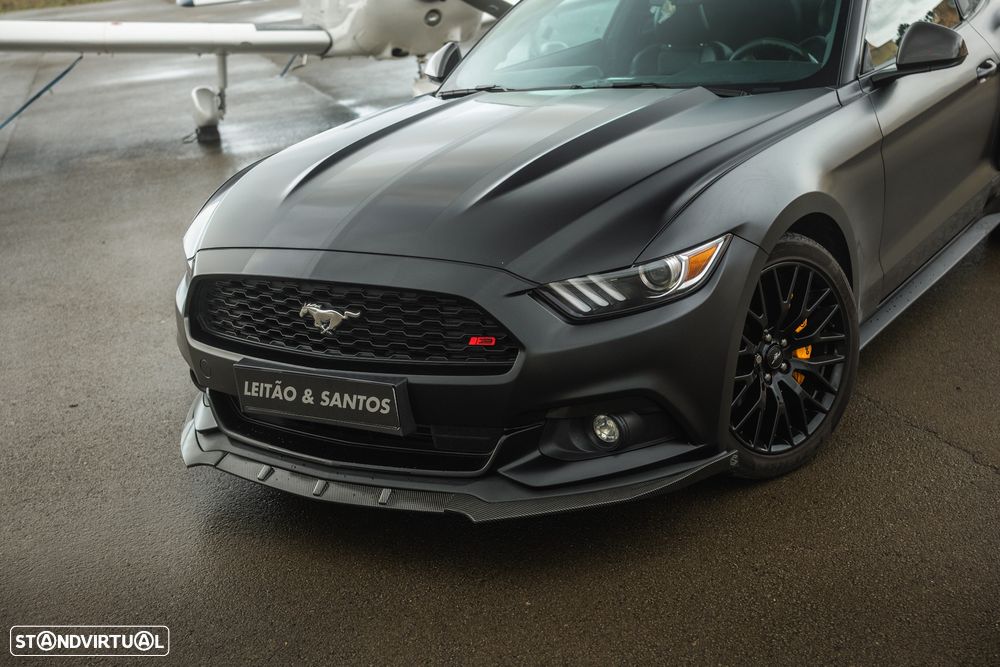 Ford Mustang 2.3 Eco Boost - 30
