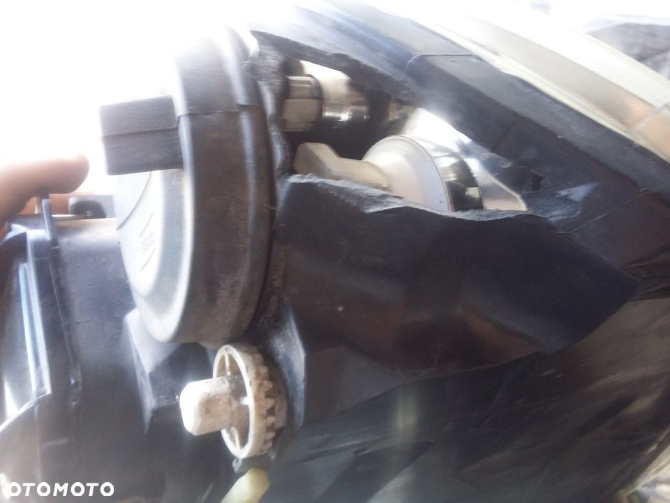 LAMPA PRAWY PRZÓD VW TOUAREG EUROPA 02-06 - 6