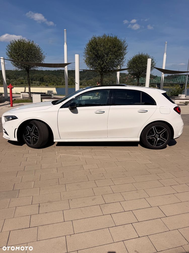 Mercedes-Benz Klasa A 250 AMG Line 7G-DCT - 3
