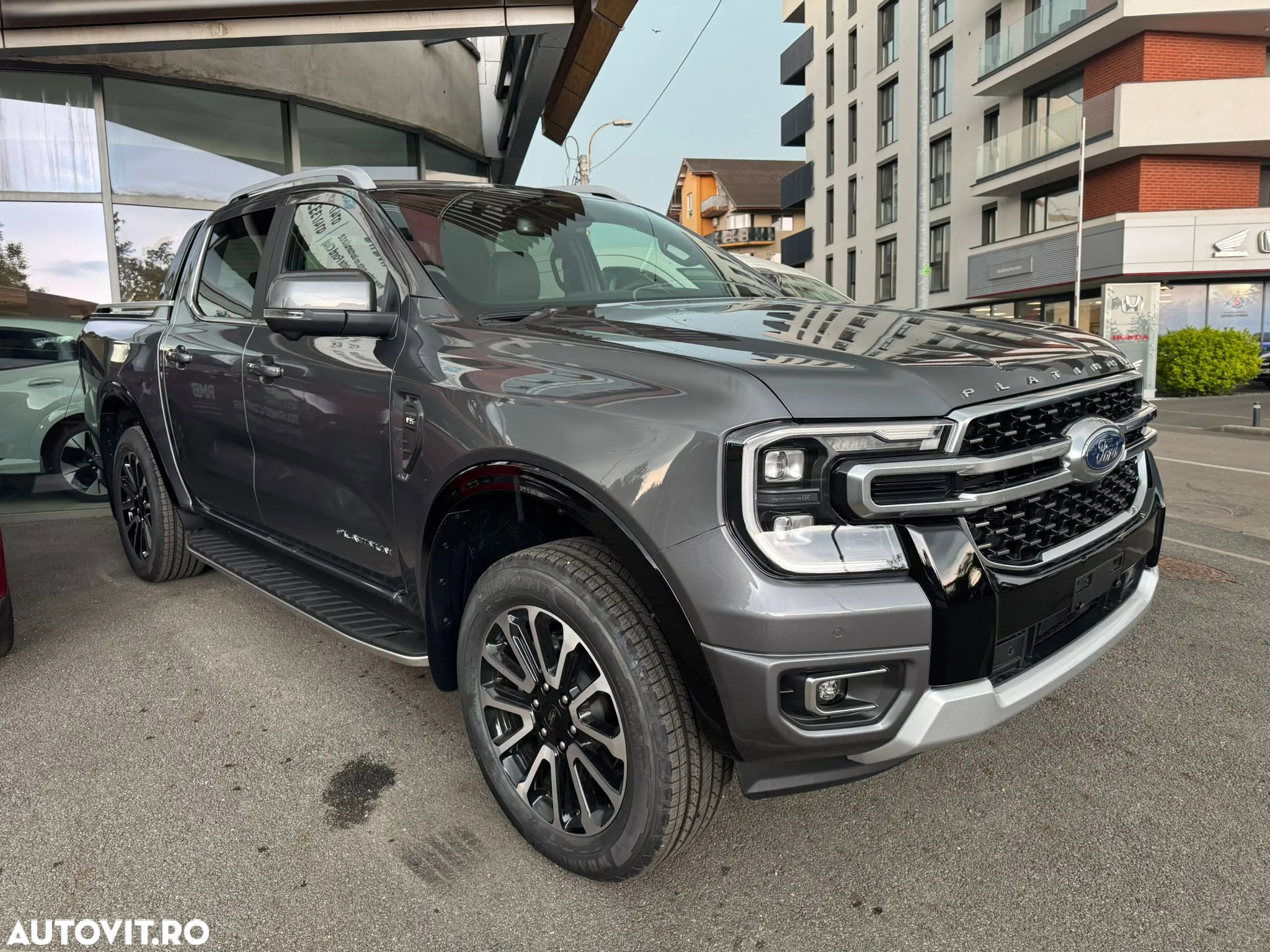 Ford Ranger Pick-Up 3.0 TD 240 CP 10AT 4x4 Double Cab Platinum - 3