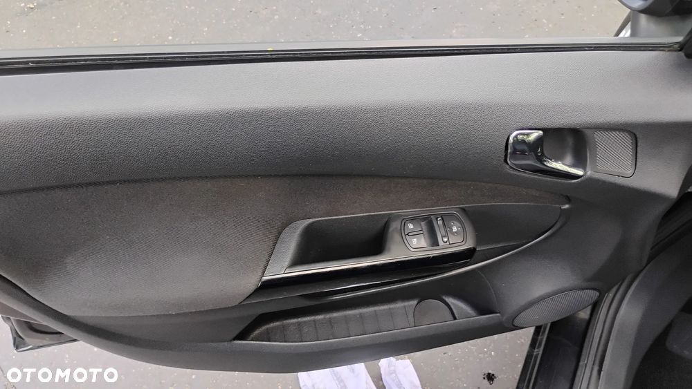 Opel Corsa - 18