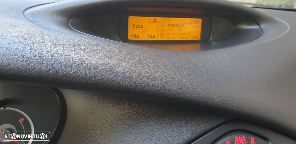 Citroën C5 Tourer 1.6 HDi X - 12