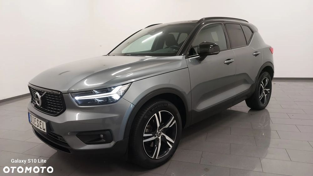 Volvo XC 40 D3 R-Design - 2