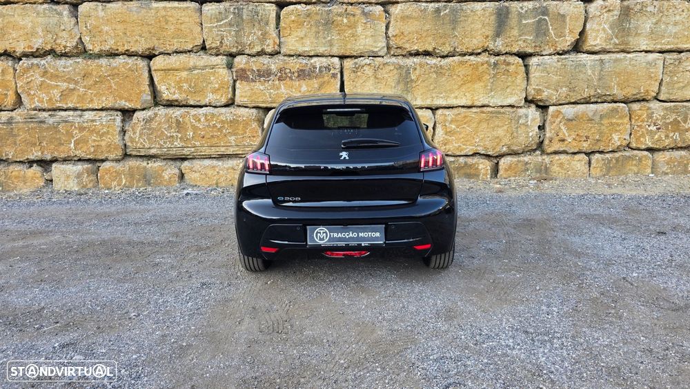 Peugeot e-208 Allure Pack - 6