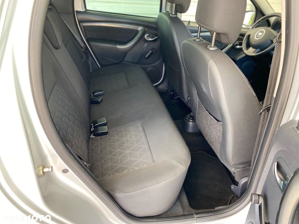 Dacia Duster 1.6 Laureate - 15