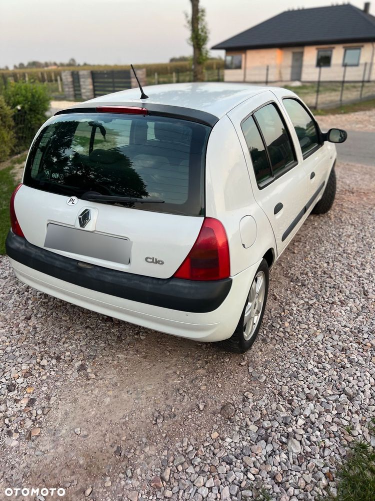 Renault Clio 1.5 dCi Authentique - 3