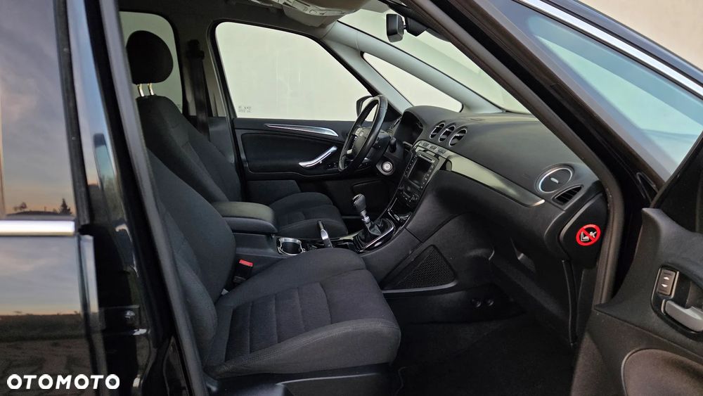 Ford S-Max 2.0 TDCi DPF Titanium - 24