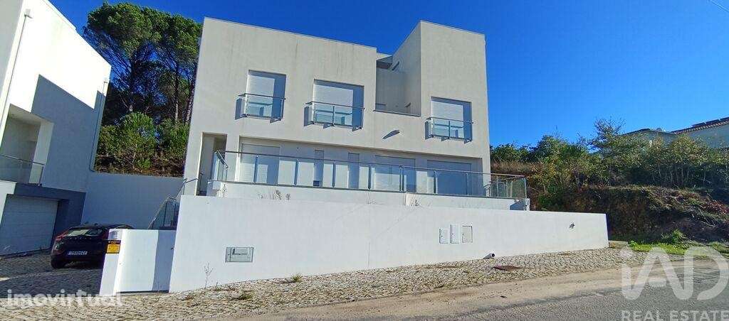 Casa / Villa T4 em Antuzede e Vil de Matos de 388,00 m2 - Grande imagem: 2/16