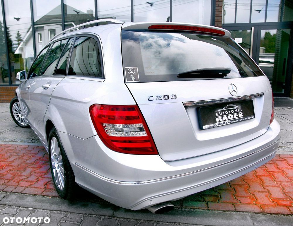 Mercedes-Benz Klasa C 200 (BlueEFFICIENCY) 7G-TRONIC Elegance - 29