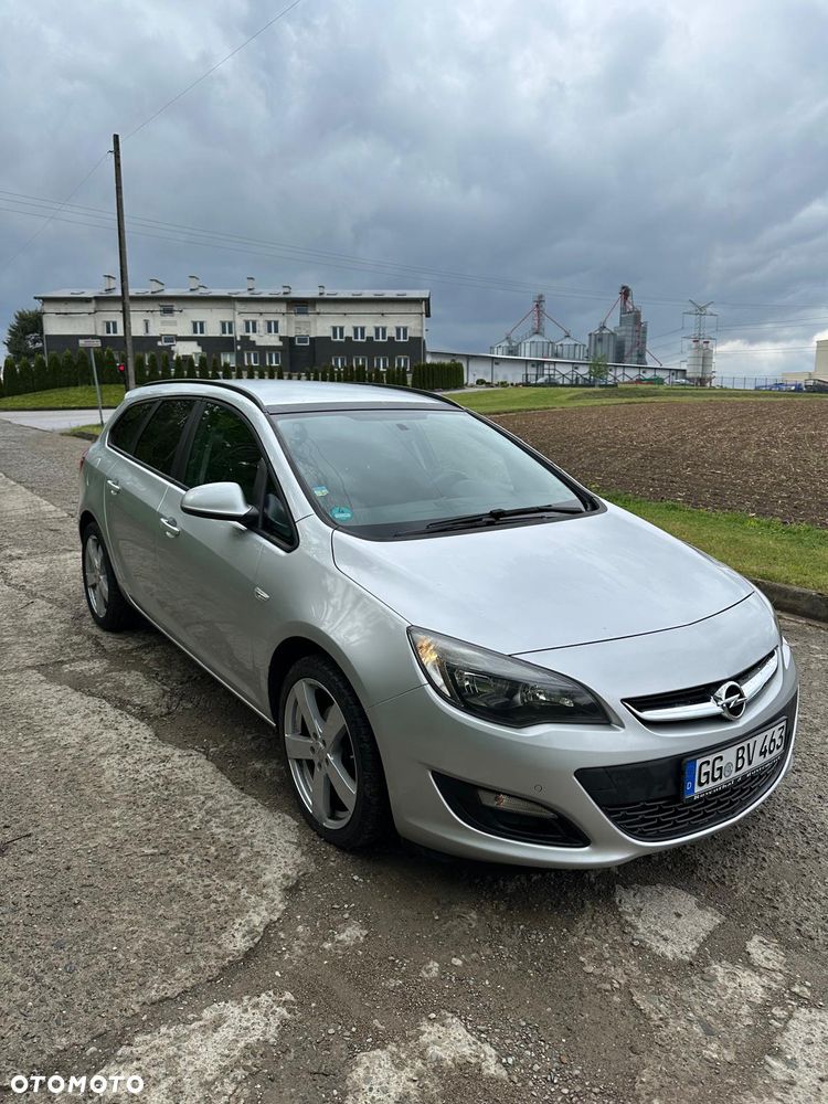 Opel Astra 1.4 T Cosmo - 1