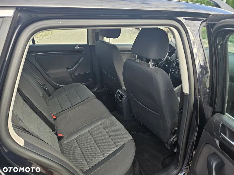 Volkswagen Golf VI 1.6 TDI Comfortline - 8