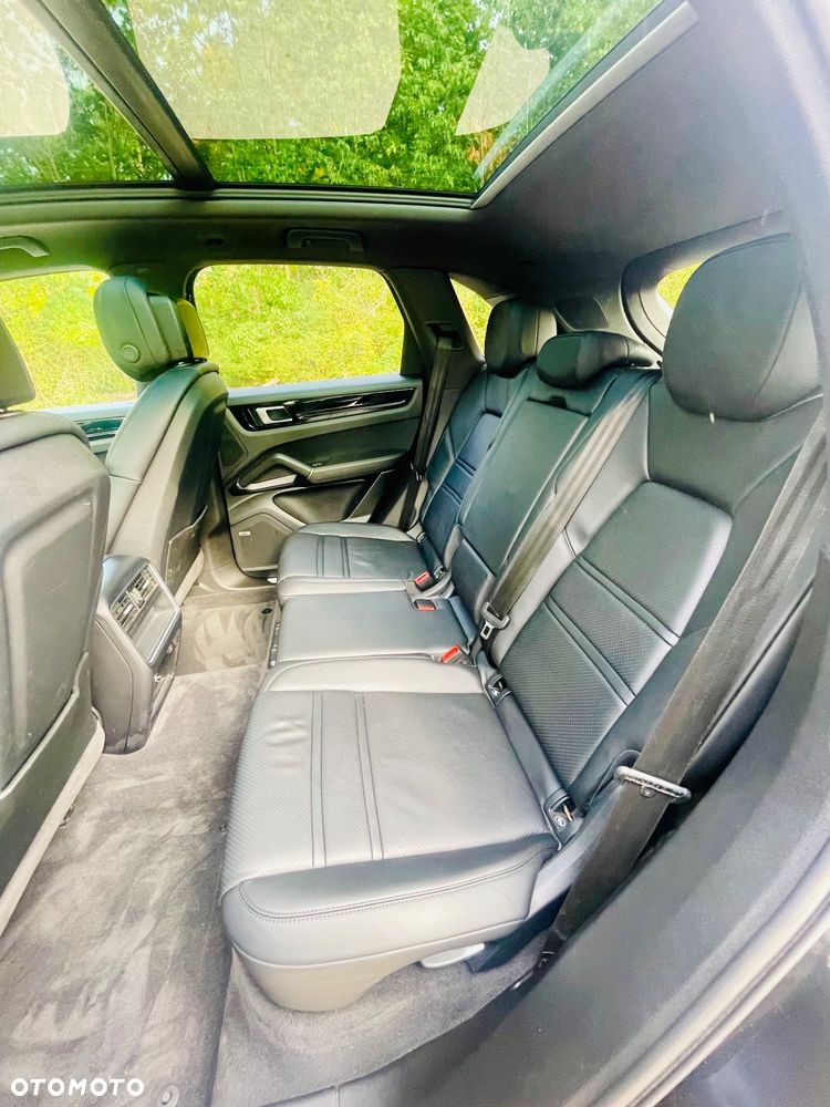 Porsche Cayenne Tiptronic S - 27