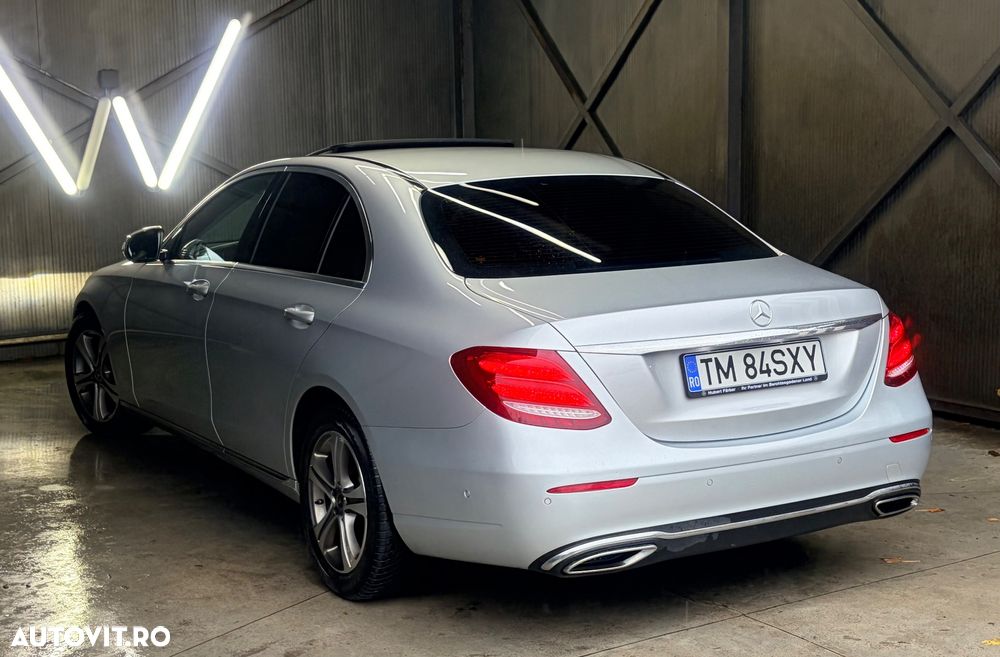 Mercedes-Benz E 220 d Aut. - 3