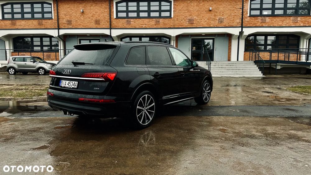 Audi Q7 55 TFSI quattro tiptronic - 11