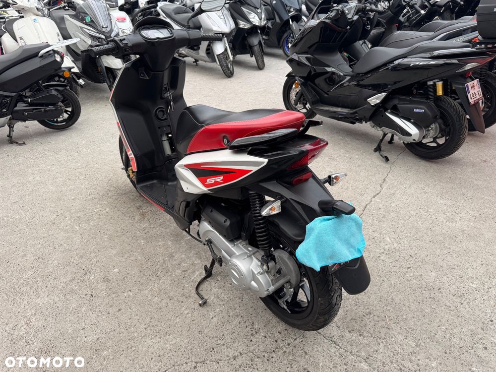 Aprilia SR - 5