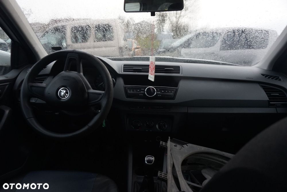 SKODA FABIA III NJ3 5D HB 2017 LF9E 1.0 12V CHYA 60KM QAC BIAŁY na części - 9