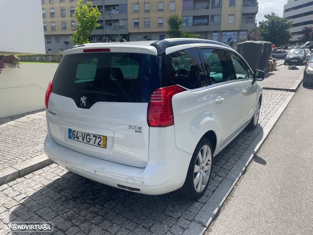 Peugeot 5008 e-HDI 115 ETG6 Stop&Start Allure - 2