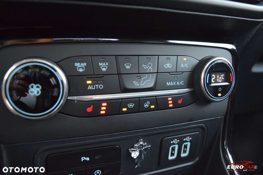 Ford EcoSport 1.0 EcoBoost TITANIUM X - 26
