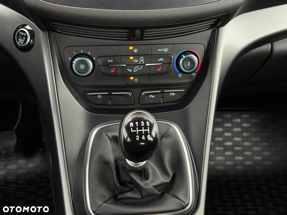 Ford Kuga 1.5 EcoBoost FWD Trend - 33