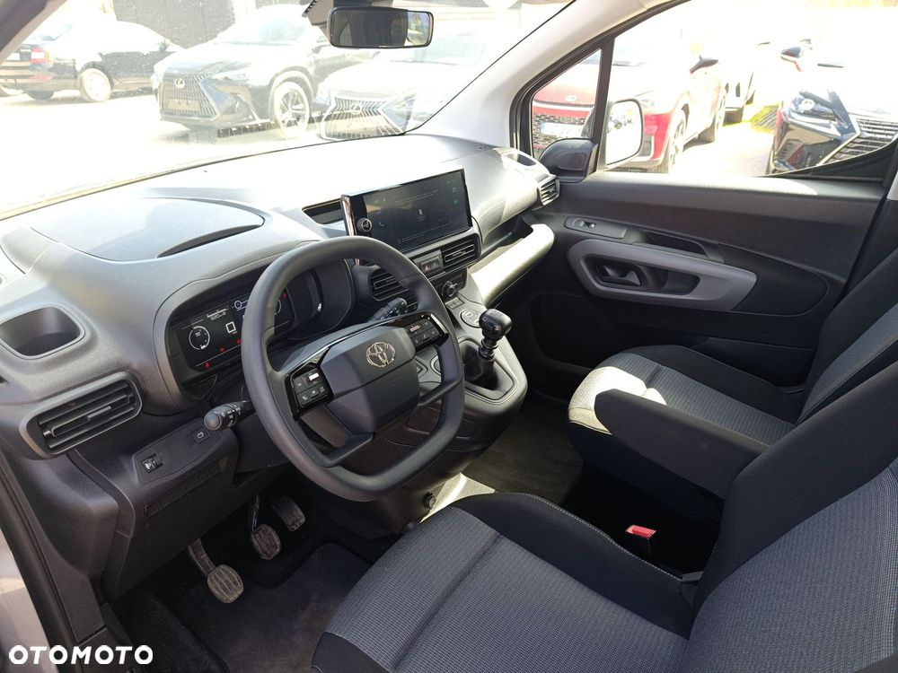 Toyota Proace City Verso 1.5 D-4D Business - 25