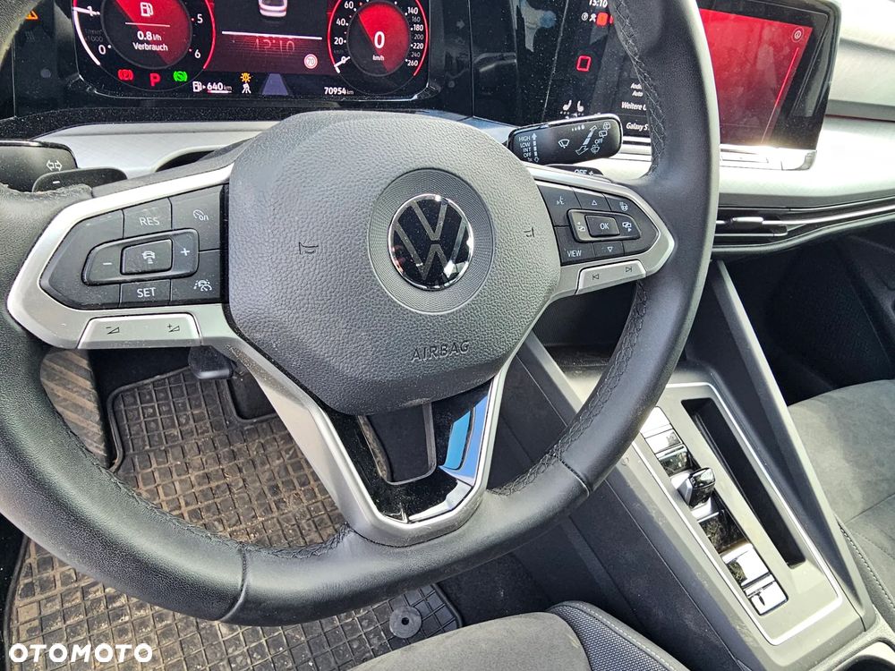 Volkswagen Golf - 20