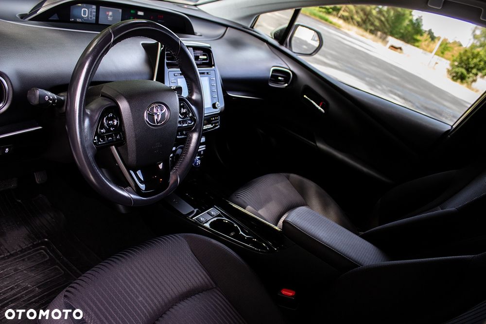 Toyota Prius 1.8 Hybrid Executive - 6