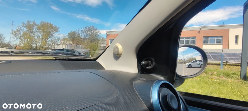 Toyota Aygo 1.0 VVT-i Sol EU5 - 12