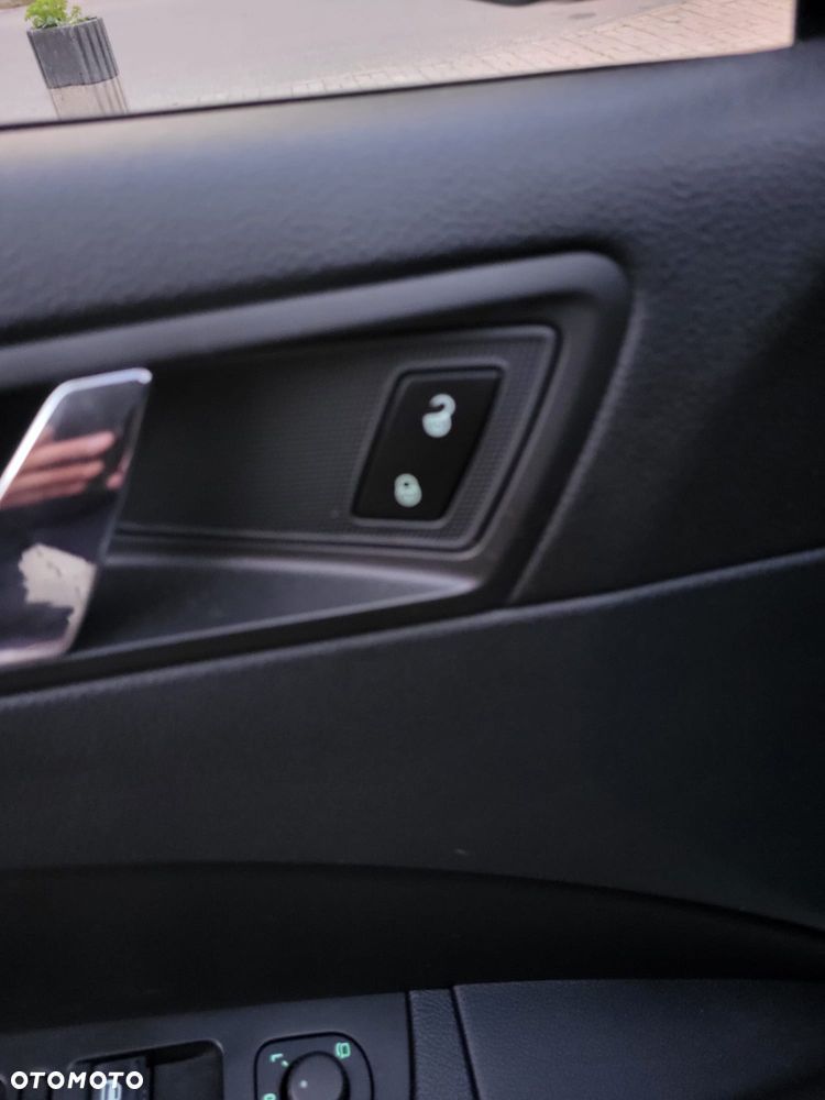 Skoda Superb 2.0 TDI Exclusive - 24