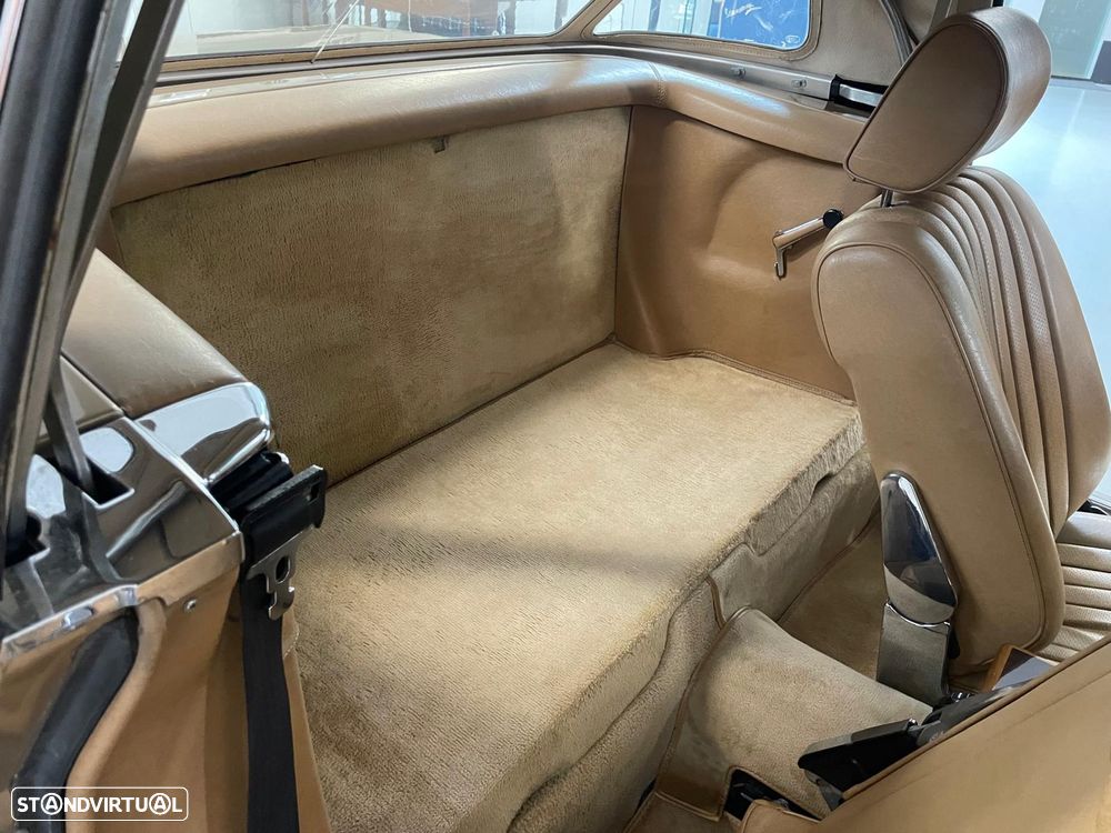 Mercedes-Benz SL 280 - 11