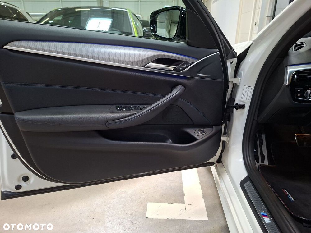 BMW Seria 5 - 12