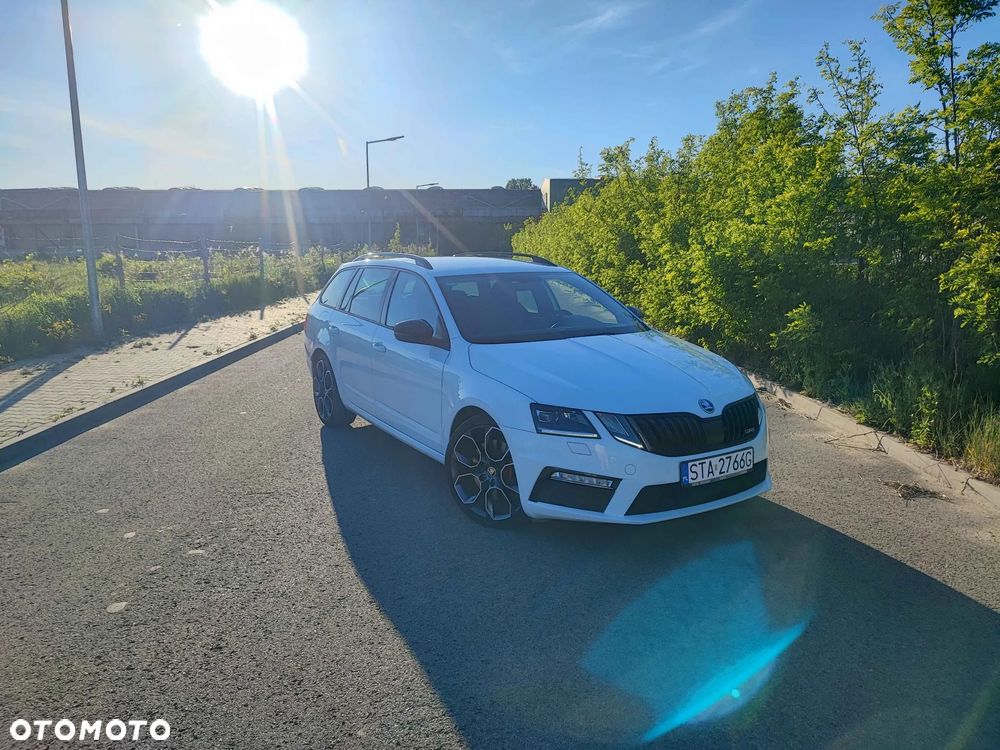 Skoda Octavia 2.0 TSI DSG RS - 5