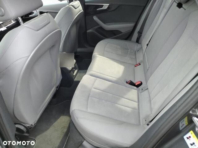 Audi A4 Avant - 13