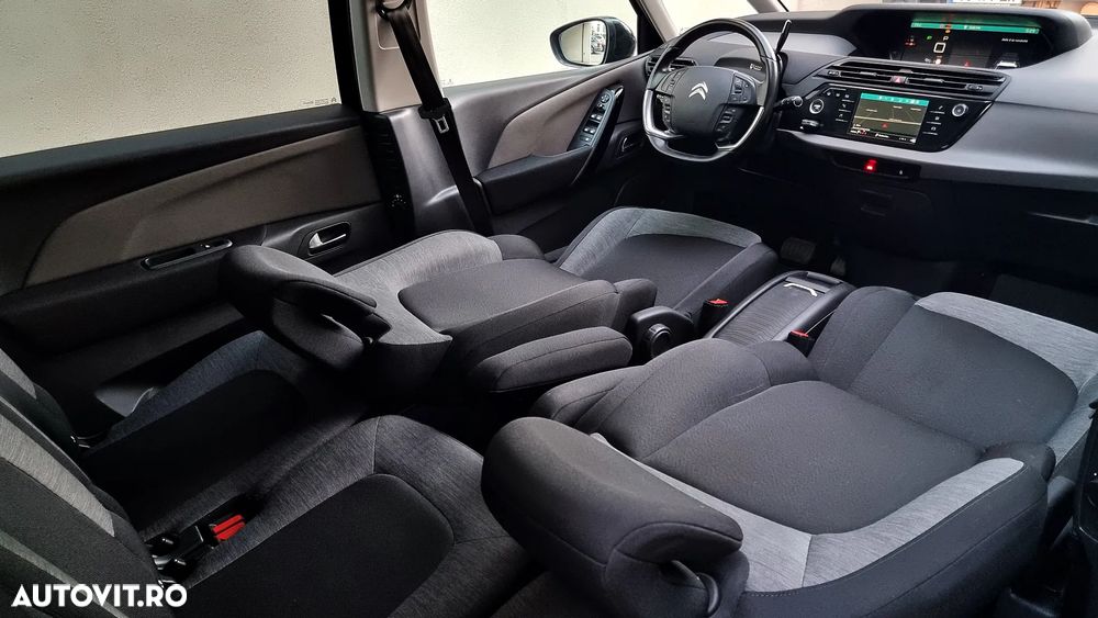 Citroën C4 BlueHDi 130 Stop&Start EAT8 PLUS - 11