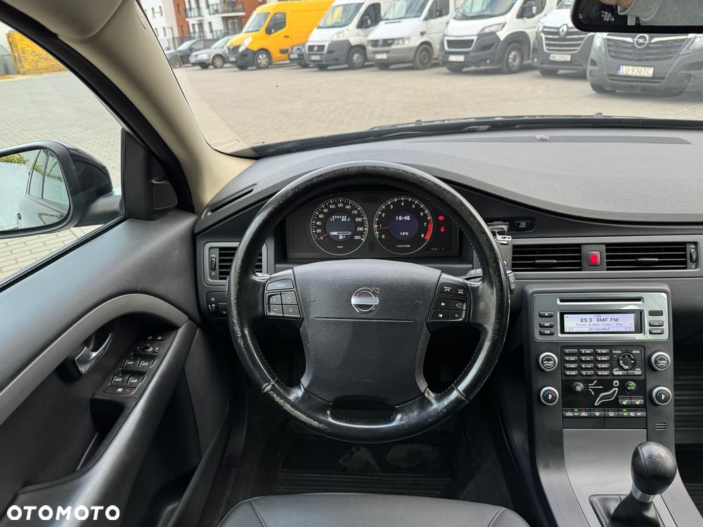 Volvo V70 2.0 Kinetic - 16