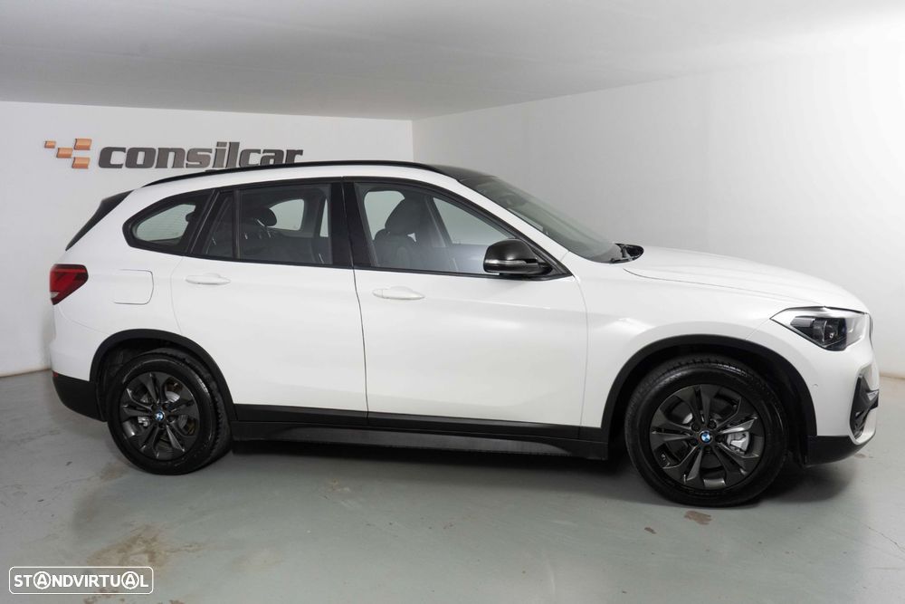 BMW X1 25 e xDrive Corporate Edition - 7