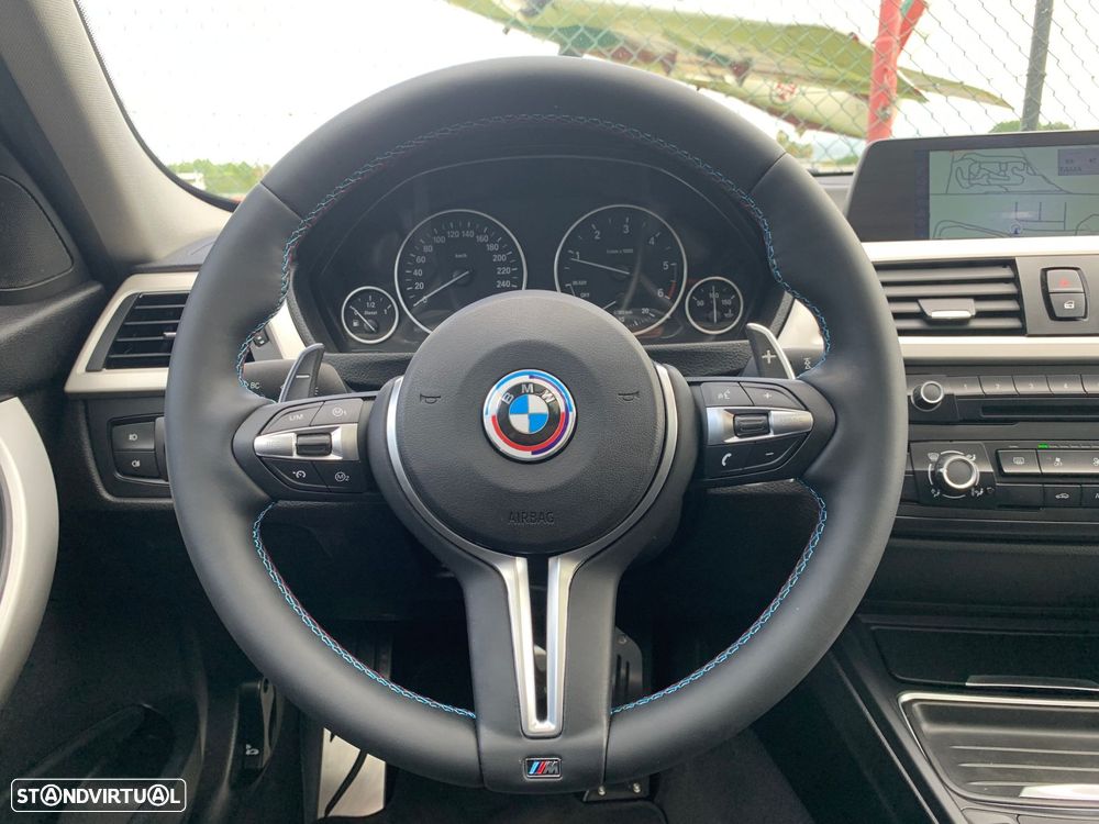 BMW 320 d Auto Pack M - 25