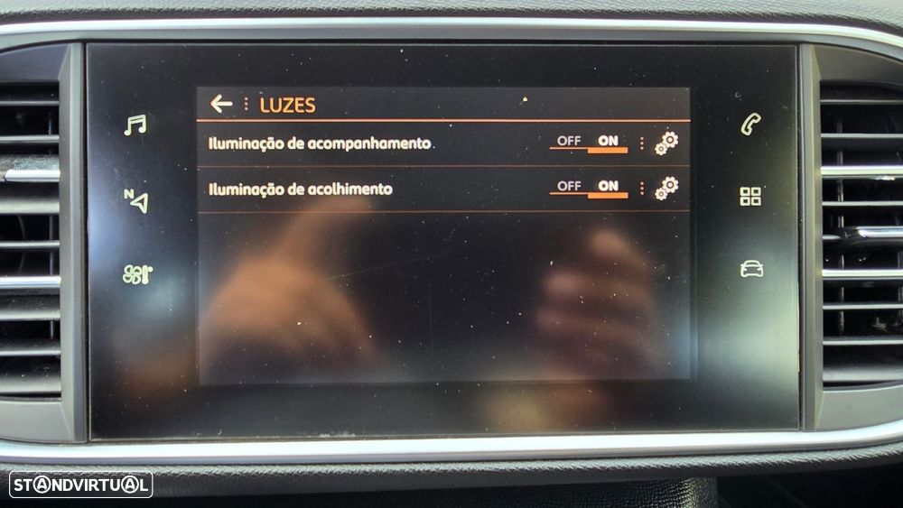 Peugeot 308 SW 1.5 BlueHDi Style - 28