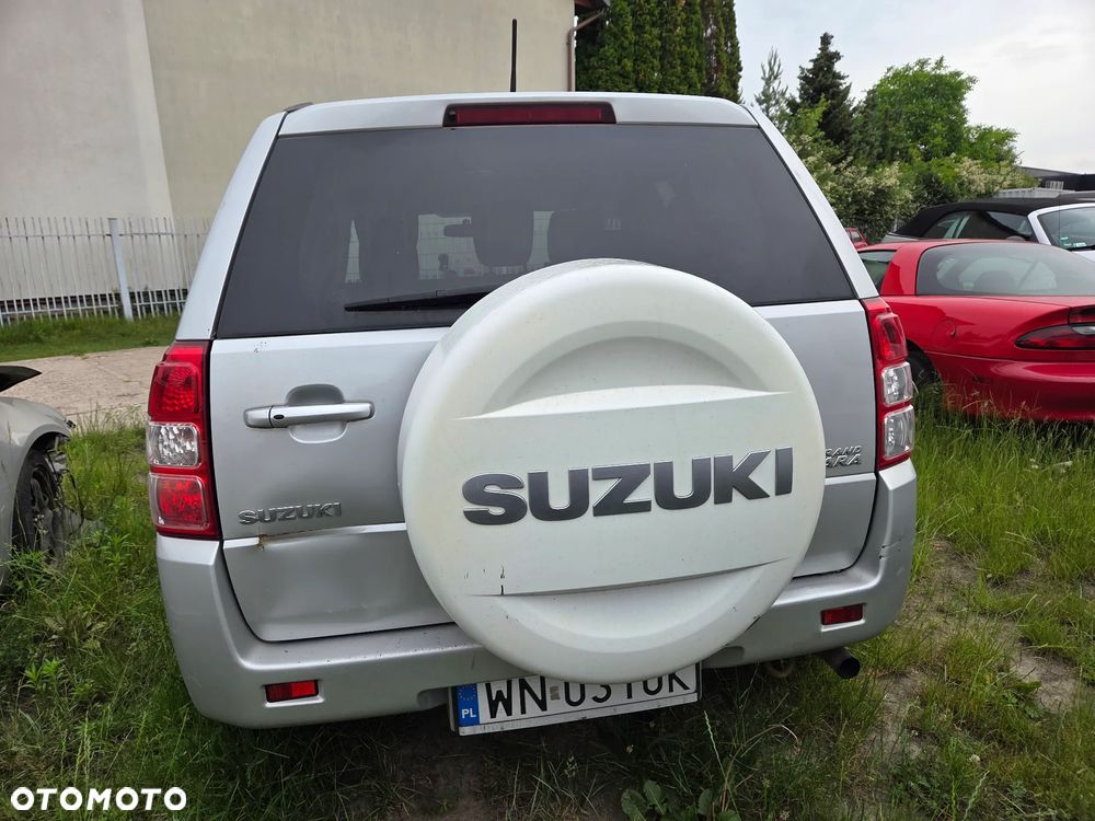 Suzuki Grand Vitara 2.4 Premium EU5 - 5