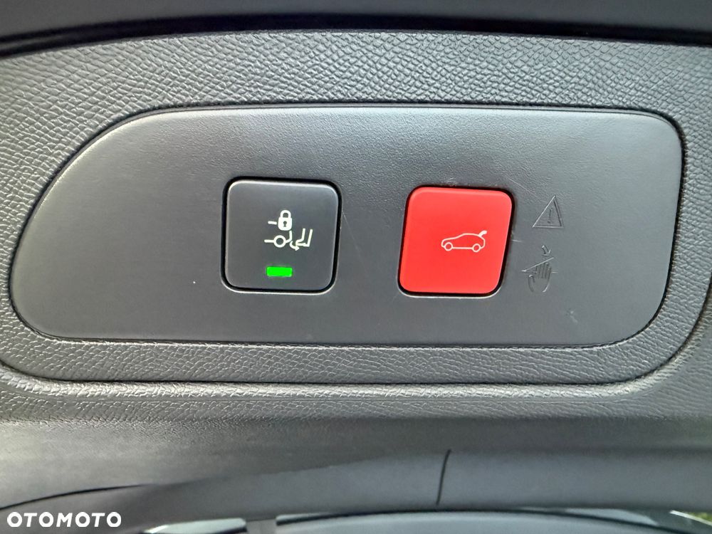 DS Automobiles DS 7 Crossback 1.6 E-Tense Performance Line + - 40