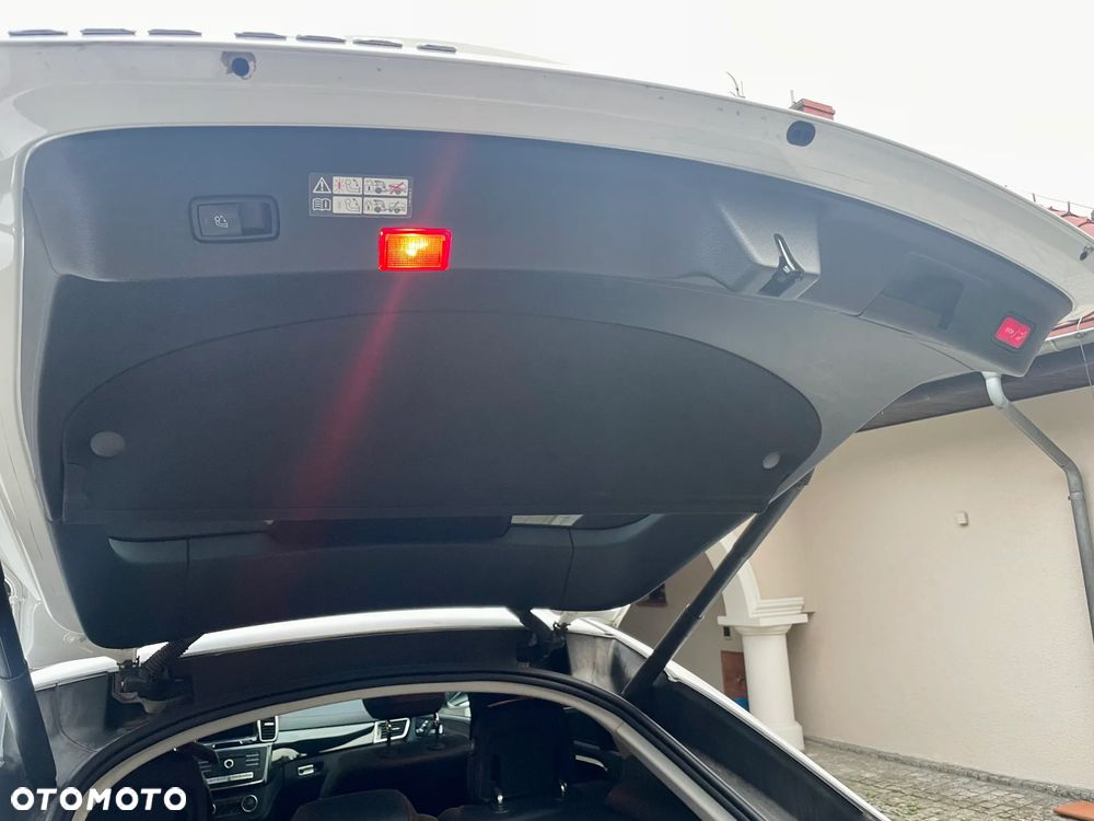 Mercedes-Benz GLE - 16