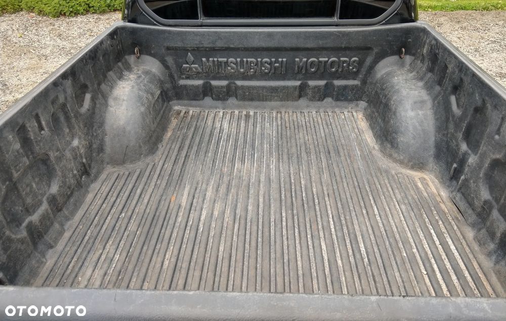 Mitsubishi L200 - 8