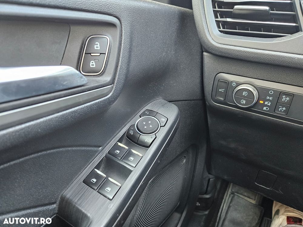 Ford Kuga 1.5 EcoBoost FWD Titanium - 18