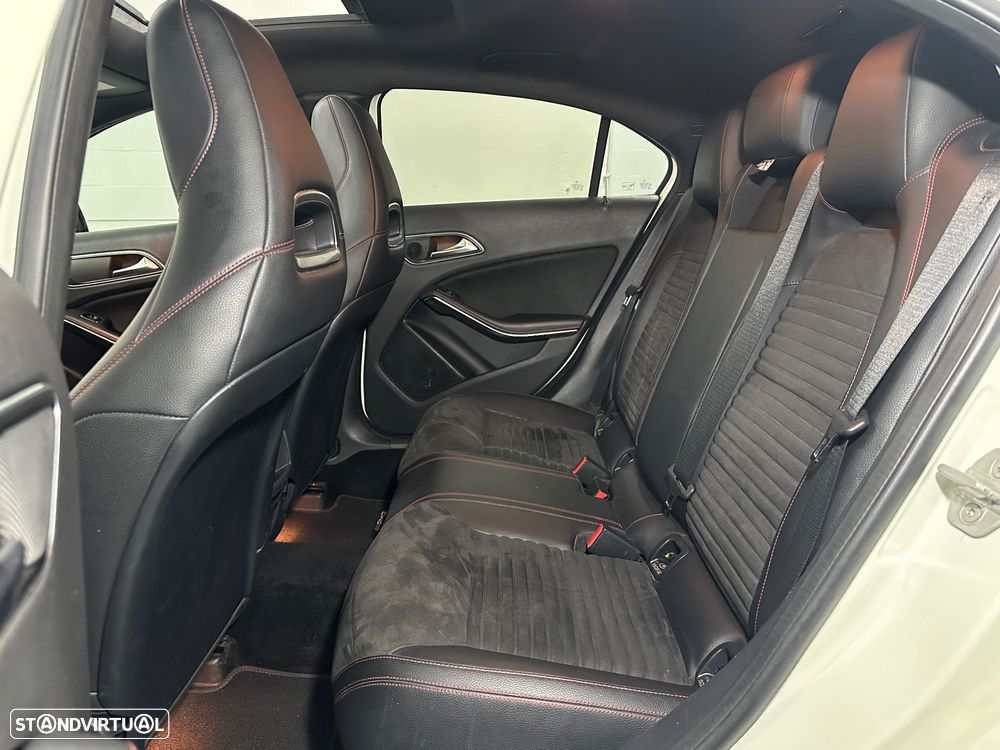 Mercedes-Benz A 200 CDi BE AMG Line - 17