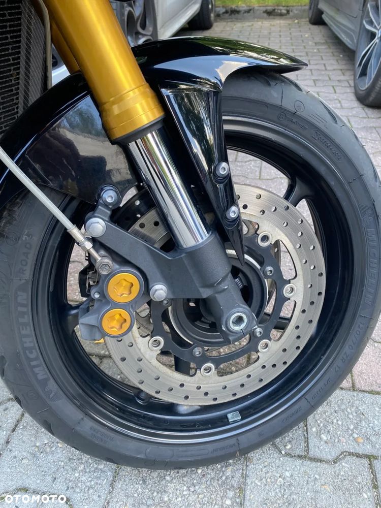 Yamaha FZ8 - 21