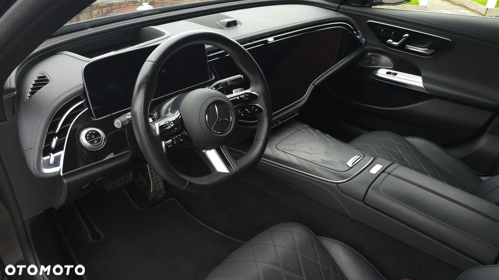 Mercedes-Benz Klasa E 220 d 4-Matic AMG - 24