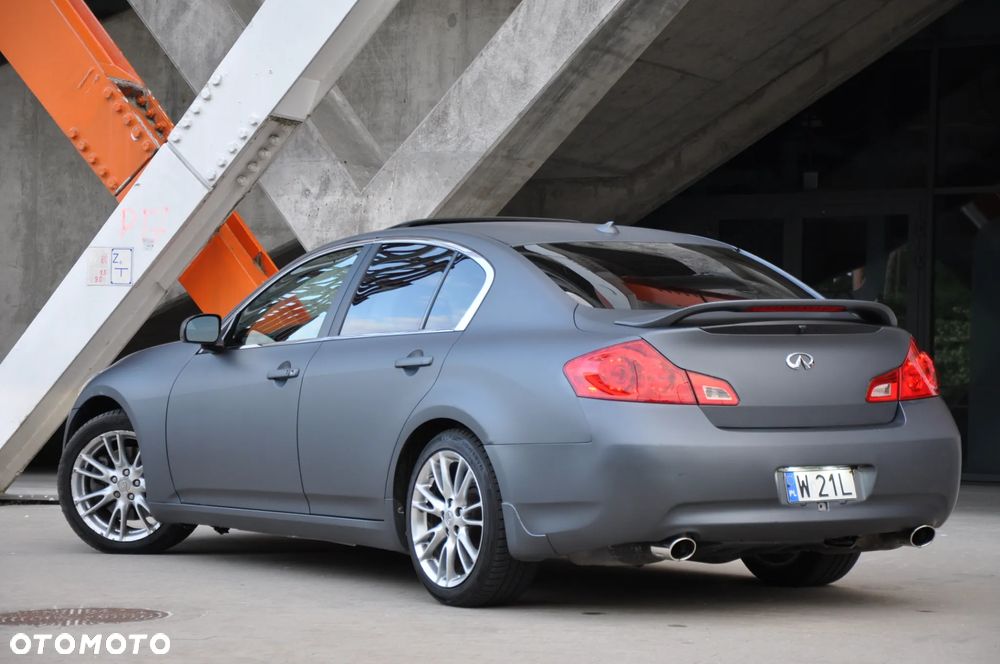 Infiniti G 3.5 - 18