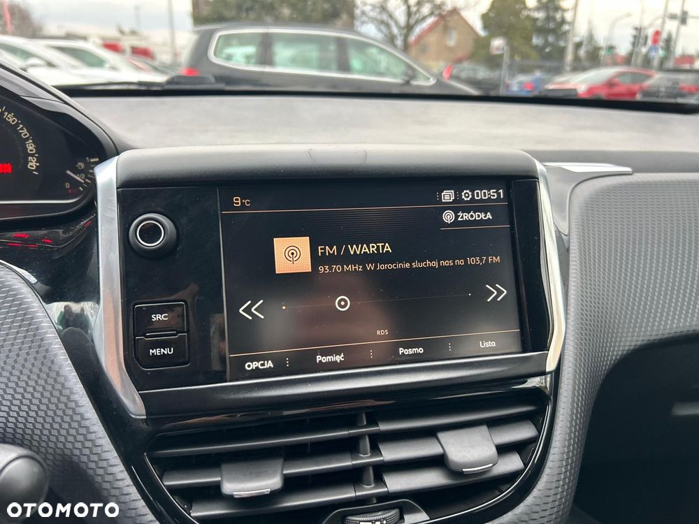 Peugeot 2008 1.6 BlueHDi Style - 28